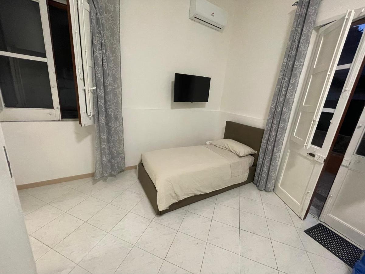 Lavica Airport Catania B&B Екстериор снимка