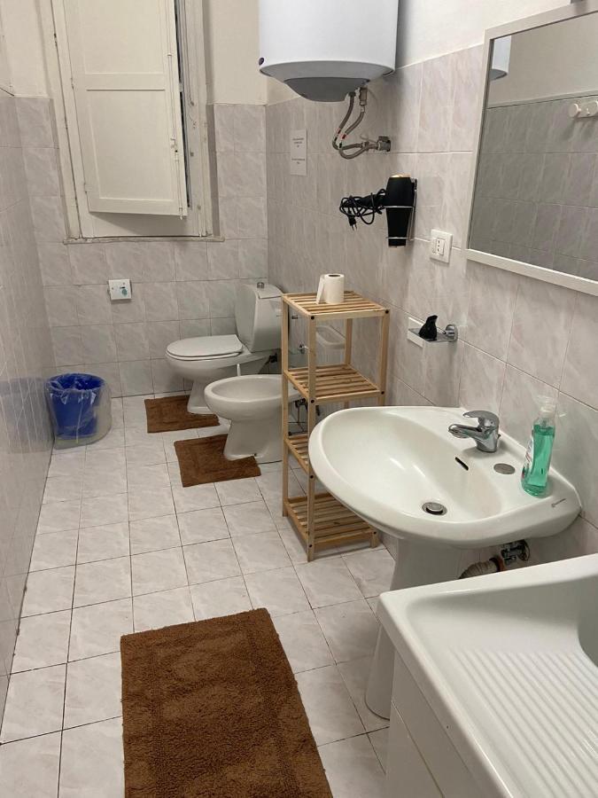 Lavica Airport Catania B&B Екстериор снимка
